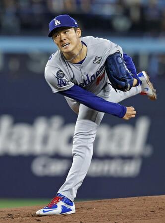 　ブルージェイズ戦に先発したドジャース・山本＝トロント（共同）