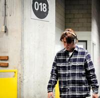 　球場入りする山本（ロサンゼルス・ドジャース提供）