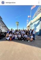 　ＷＳ第５戦に集結した奥様たち。ドジャーワイブスのインスタグラム（ｌａｄｏｄｇｅｒｗｉｖｅｓ）より