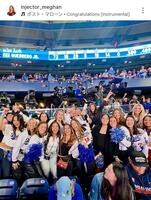 　スタンドで観戦する奥さま達。グラスノーの婚約者・メーガンさんのインスタグラム（ｉｎｊｅｃｔｏｒ＿ｍｅｇｈａｎ）より 