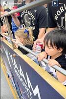 　エドマンの妻・クリステンさんのインスタグラム（ｋｒｉｓｔｅｎｅｄｍａｎ）より 