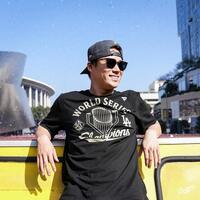 　優勝パレードを満喫する山本由伸（ロサンゼルス・ドジャース提供）