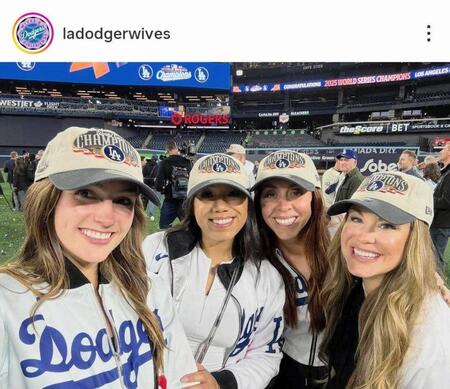　ドジャーワイブスのインスタグラム（ｌａｄｏｄｇｅｒｗｉｖｅｓ）より