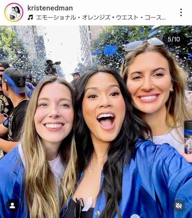 　スミスの妻カーラさん（左）、グラスノーの婚約者メーガンさん（右）と。エドマンの妻クリステンさんのインスタグラム＠ｋｒｉｓｔｅｎｅｄｍａｎ（１１月４日付）より