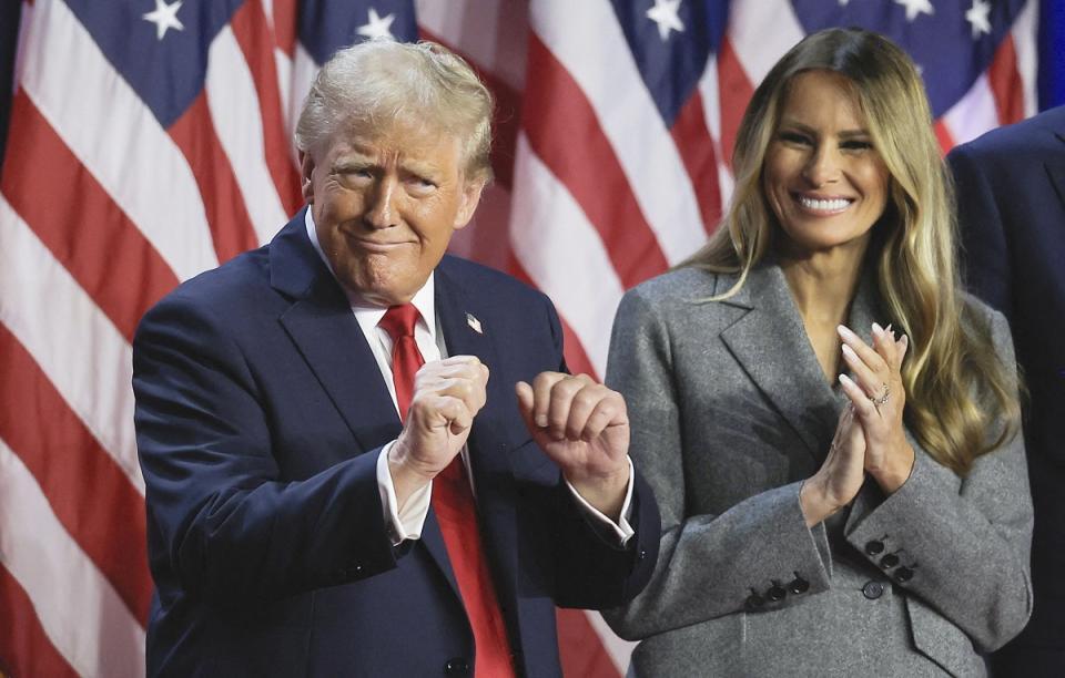 　ドナルド・トランプ氏（左）＝提供・共同通信社