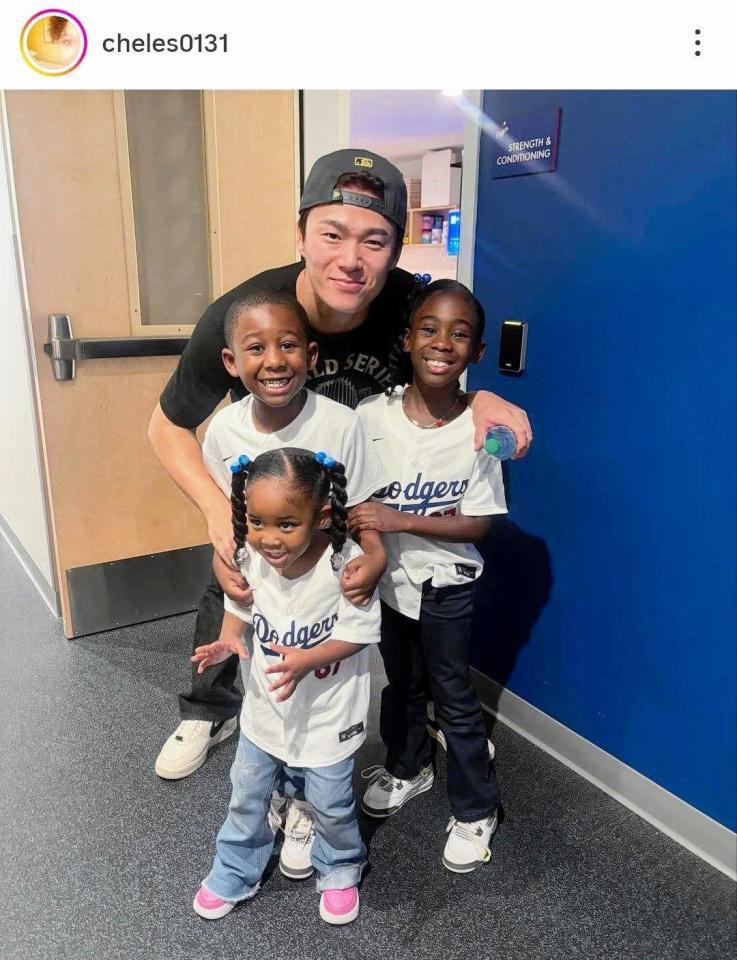 　スミスコーチの妻・ミシェルさんのインスタグラム（ｃｈｅｌｅｓ０１３１）より