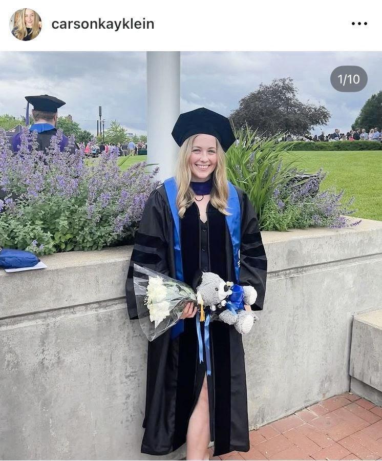 　クラインの妻カーソンさんのインスタグラム＠ｃａｒｓｏｎｋａｙｋｌｅｉｎ（２４年５月２８日付）より