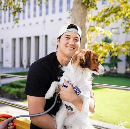 【動画】真美子さんがデコピンをギュッ　ＭＶＰの瞬間が可愛すぎる