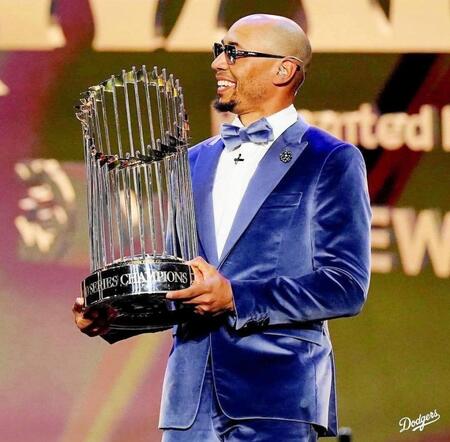 　「ＭＬＢ　ＡＷＡＲＤ」で司会を務めたベッツ（ロサンゼルス・ドジャース提供）