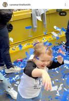 　スミスの妻・カラさんのインスタグラム（ｃａｒａｍａｒｔｉｎｅｌｌｓｍｉｔｈ）より