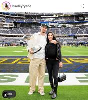 　スネルの妻ヘイリーさんのインスタグラム＠ ｈａｅｌｅｙｒｙａｎｅより 