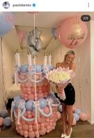 オリビア・ダンさんの誕生日を祝福したスキーンズのインスタグラム＠ｐａｕｌｓｋｅｎｅｓ（１０月２日付）より