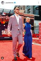 オリビア・ダンさんの誕生日を祝福したスキーンズのインスタグラム＠ｐａｕｌｓｋｅｎｅｓ（１０月２日付）より