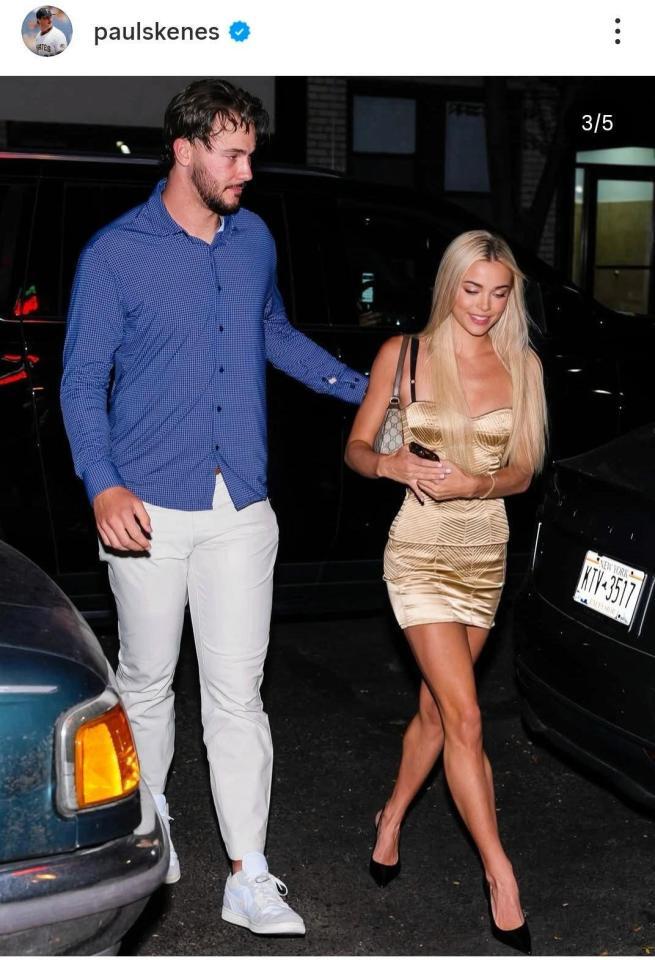 オリビア・ダンさんの誕生日を祝福したスキーンズのインスタグラム＠ｐａｕｌｓｋｅｎｅｓ（１０月２日付）より