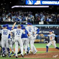 ワールドシリーズで連覇を達成したドジャース（ロサンゼルス・ドジャース提供）