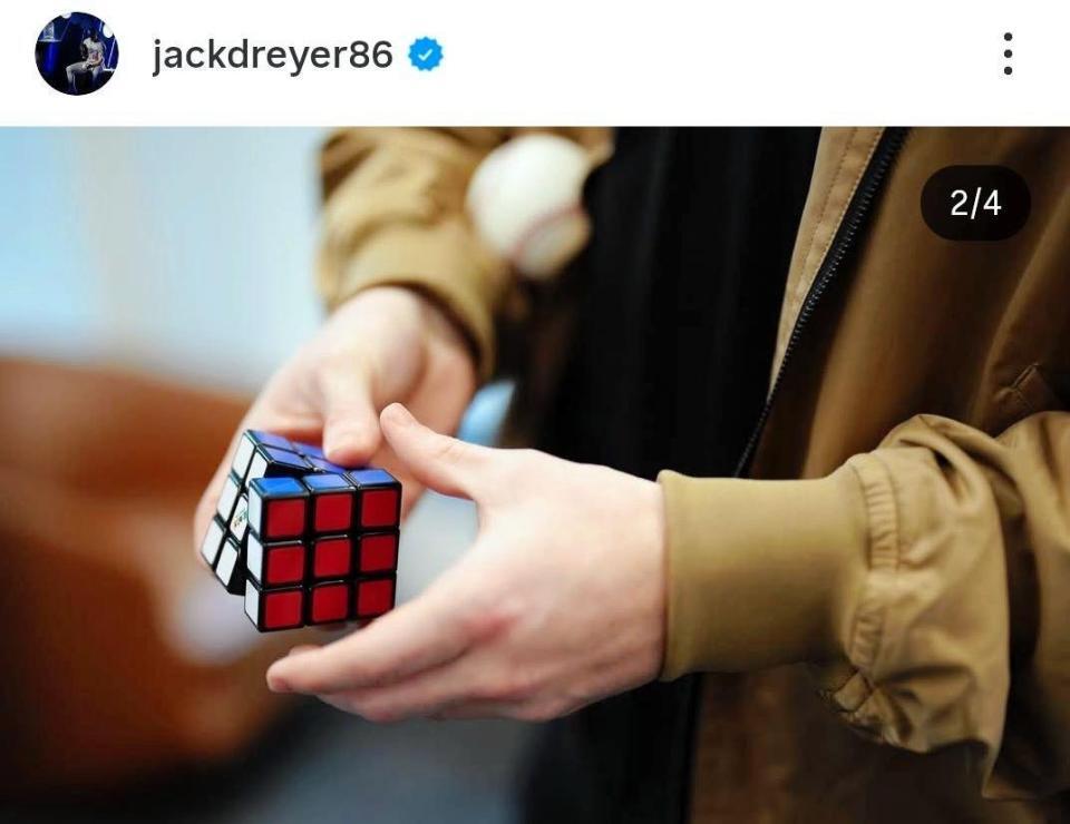 ルービックキューブも得意。ドライヤーのインスタグラム＠ｊａｃｋｄｒｅｙｅｒ８６（７月３１日日付）より