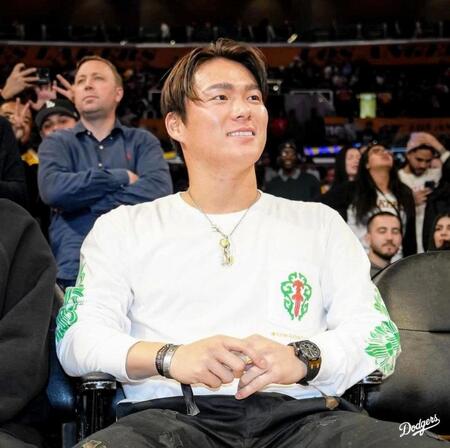 山本由伸　レーカーズ観戦後の行動がファンの心を打つ「本当に愛すべき男」「日本の選手はいつも謙虚」ド軍専門メディアが紹介