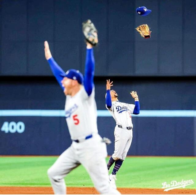 ドジャース WS制覇から1カ月で激レアショット公開 中継には映ら