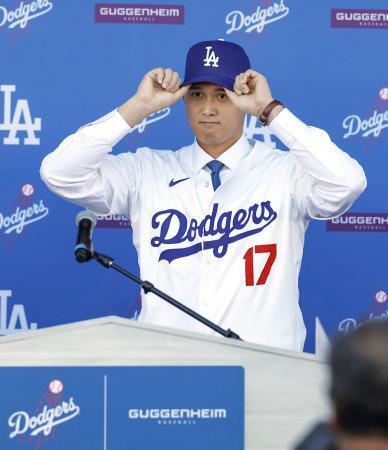 ドジャース、後払い10億ドル超 ディアス投手加わり、47年まで