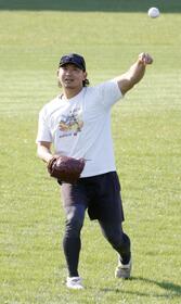 　練習を公開したカブス・今永