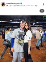 カスパリウスと。アマンダさんのインスタグラム＠ａｍａｎｄａｓｕｍｍｅｒｒと