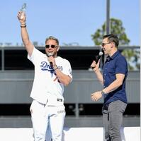 球団イベントに参加したロハス（ロサンゼルス・ドジャース提供）