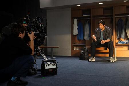 ＣＭの撮影に臨む大谷