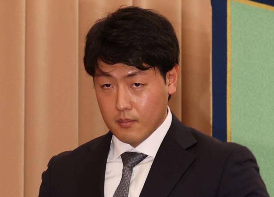 　ブルージェイズ・岡本