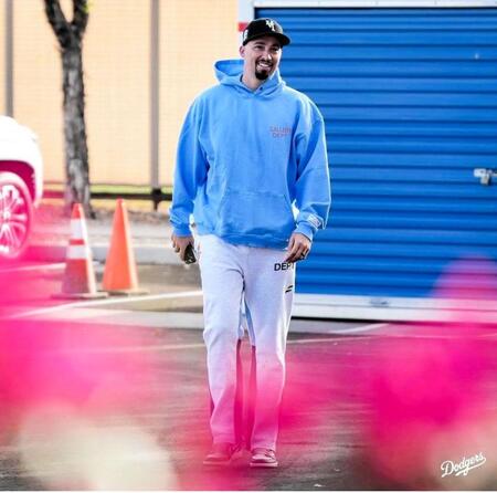 　キャンプ施設に入るスネル（ロサンゼルス・ドジャース提供）