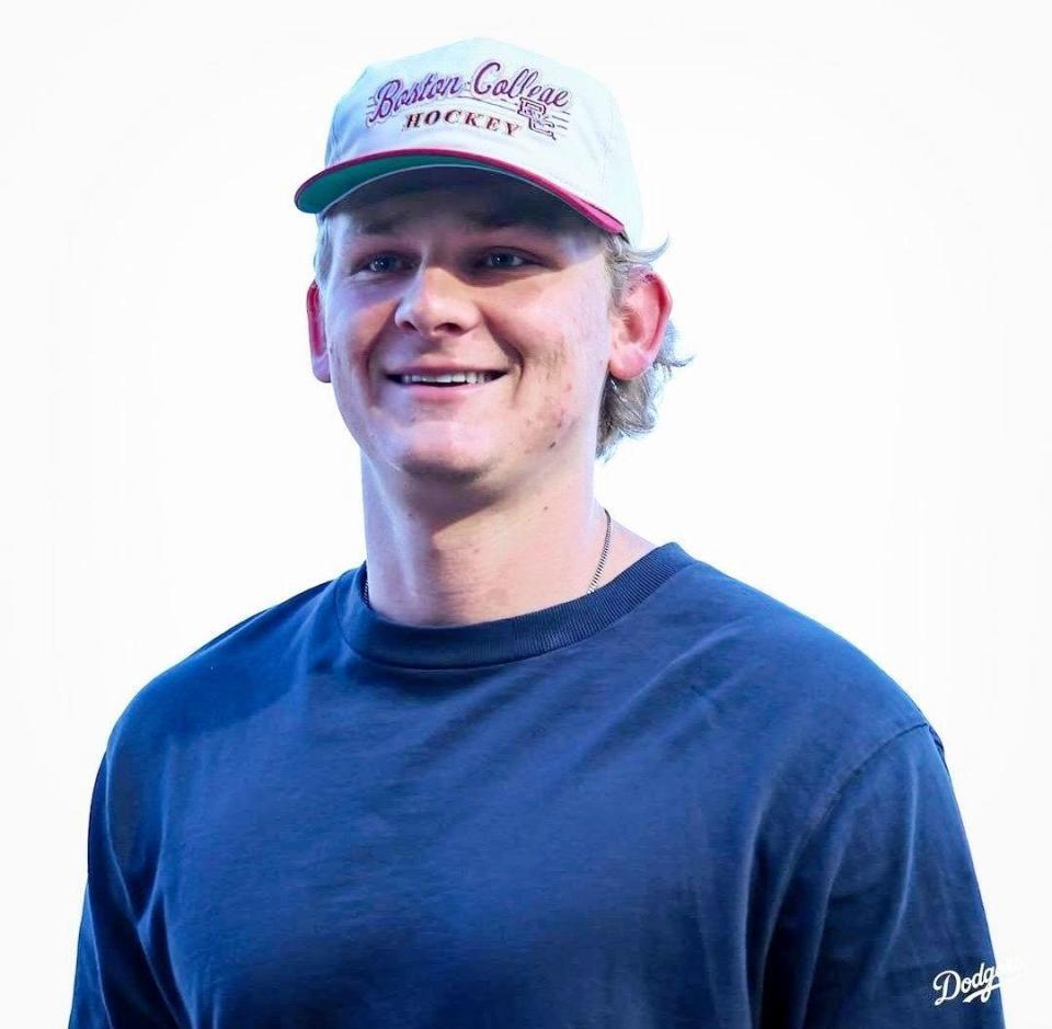 　キャンプ施設に入るシーハン（ロサンゼルス・ドジャース提供）