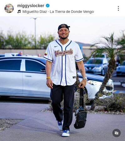 ロハスのインスタグラム（ｍｉｇｇｙｓｌｏｃｋｅｒ）より