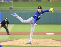 　ロイヤルズ戦に先発したドジャース・佐々木＝サプライズ（共同）