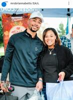 ベッツの妻ブリアンナさんのインスタグラム＠ｍｒｓｂｒｉａｎｎａｂｅｔｔｓ（２５年１１月２１日付）より