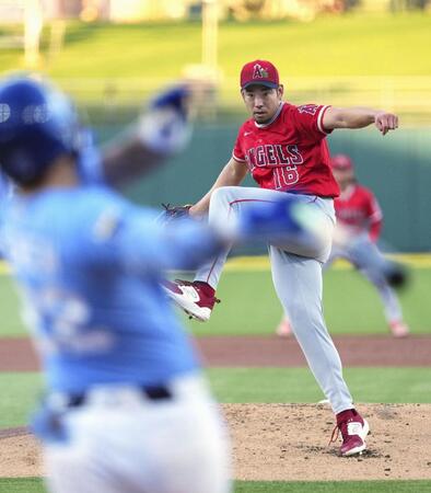 　ロイヤルズ戦に先発したエンゼルス・菊池＝サプライズ（共同）