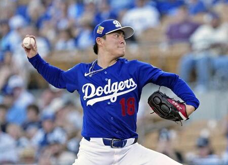 　パドレス戦に先発したドジャース・山本＝グレンデール（共同）