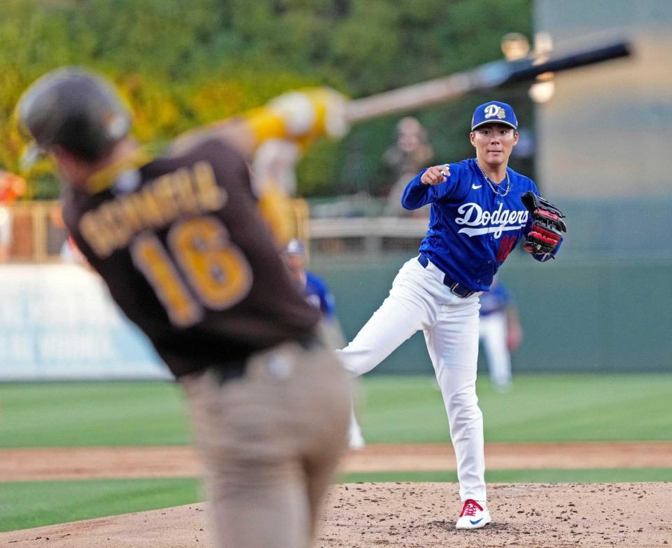 　５回３安打無失点と好投した山本（共同）