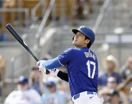 大谷翔平　走者一掃３点二塁打を放つなど３打数１安打３打点→試合中に帰宅　七回の打席で代打がコールされる
