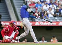 　エンゼルス戦の１回、中飛に倒れるドジャース・大谷＝アナハイム（共同）