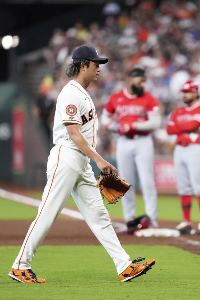 　エンゼルス戦に先発でメジャー初登板し、３回途中４失点で降板するアストロズ・今井＝ヒューストン（共同）
