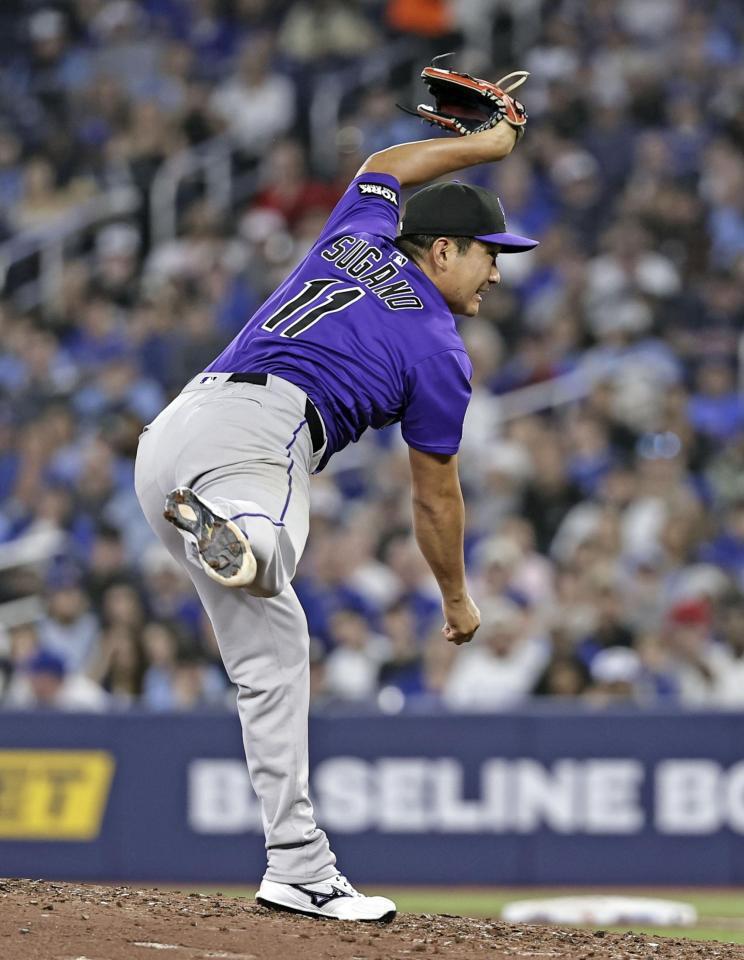 先発した菅野（共同）