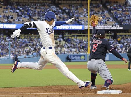 ６回、二ゴロ併殺に倒れる大谷（提供・共同通信社）