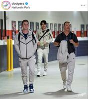 トロントへ向かうドジャースナイン（ロサンゼルス・ドジャース提供）