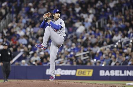 　ブルージェイズ戦に先発登板したドジャース・大谷＝トロント（共同）