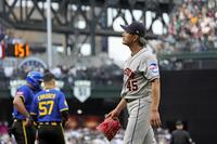 １回途中、降板する今井（共同）