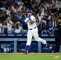 サヨナラ本塁打を放ったマックス・マンシー（ロサンゼルス・ドジャース提供）