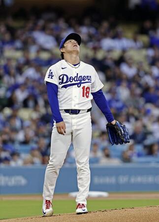 　メッツ戦の１回、リンドアに先頭打者本塁打を浴びたドジャース・山本（共同）