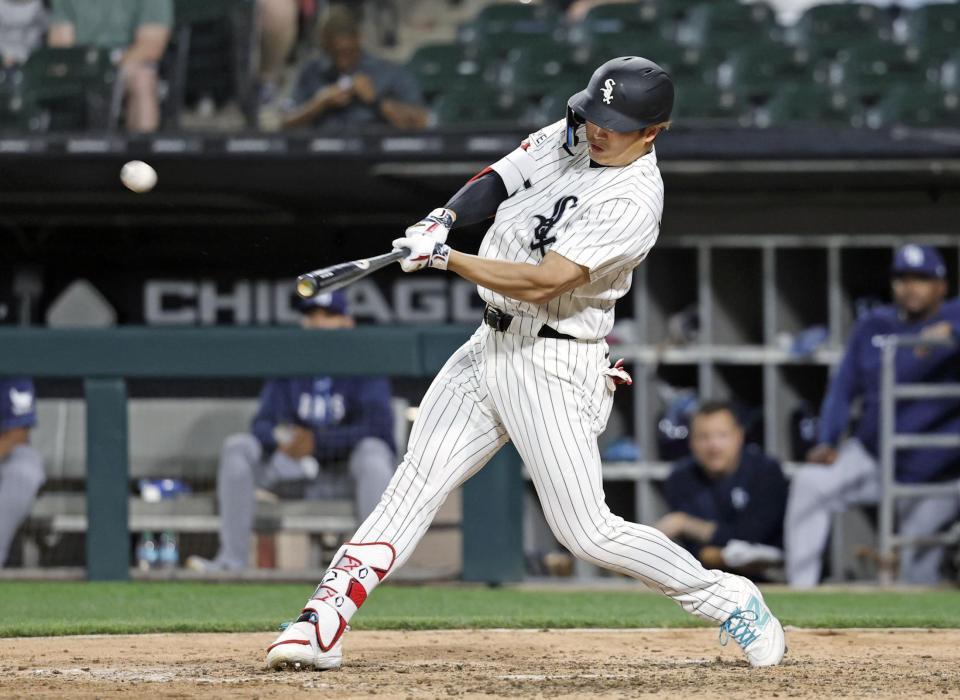 　レイズ戦の９回、５号２ランを放つホワイトソックス・村上（共同）