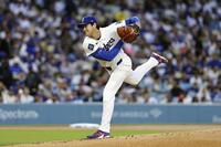 メッツ戦に先発登板した大谷。打者としては先発メンバーから外れ、５年ぶりに投手専念での出場となった（共同）