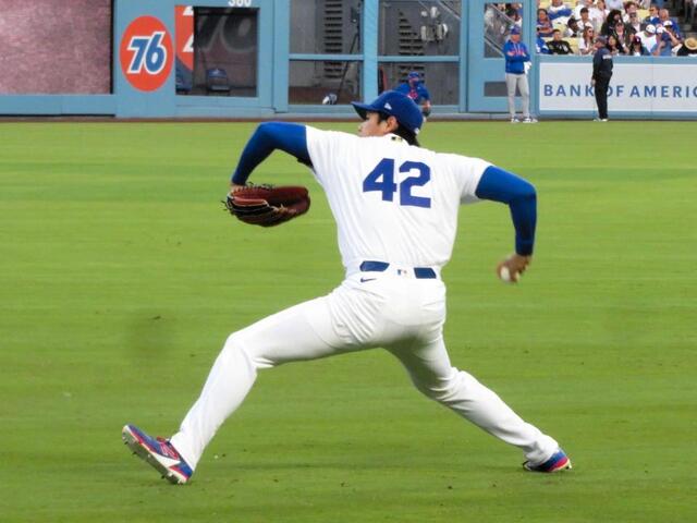 大谷翔平５年ぶり投手専念　背番号４２