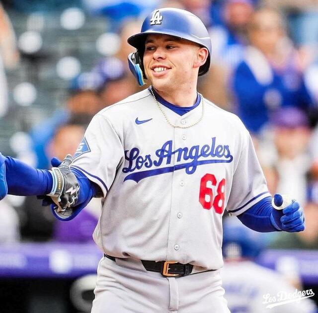 ドジャース　ラッシングが５号ソロ